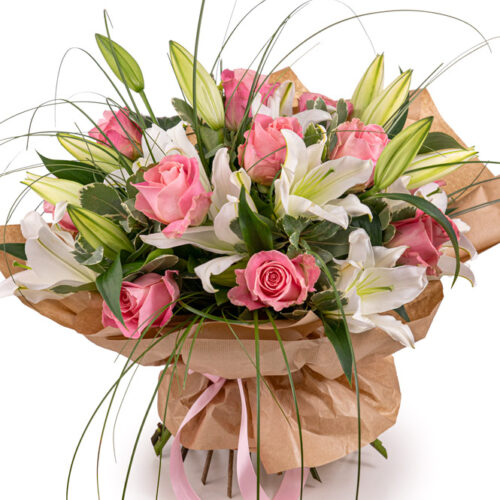 Kytica biele ľalie a rúžové ruže Elin